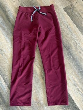 Figs burgundy Livingston pants